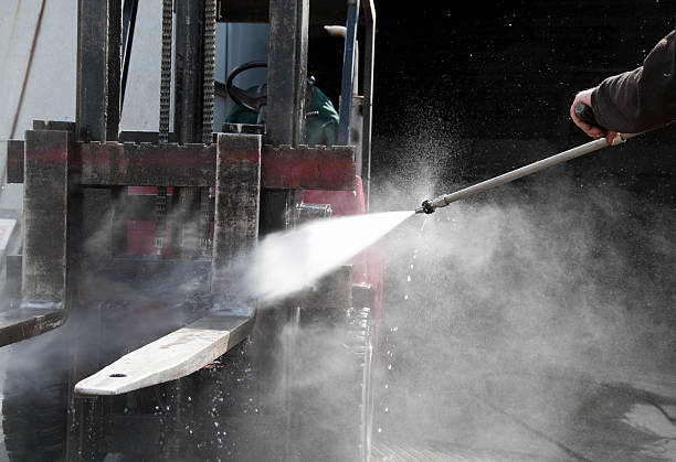 Best Warehouse Cleaning  in Hobart, WI